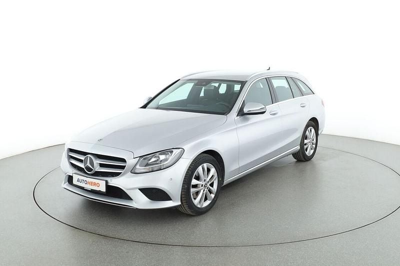 Silber Gebraucht 2019 Mercedes C220 Avantgarde Kombi | 23.430 € (Superpreis) - Bild 1/3