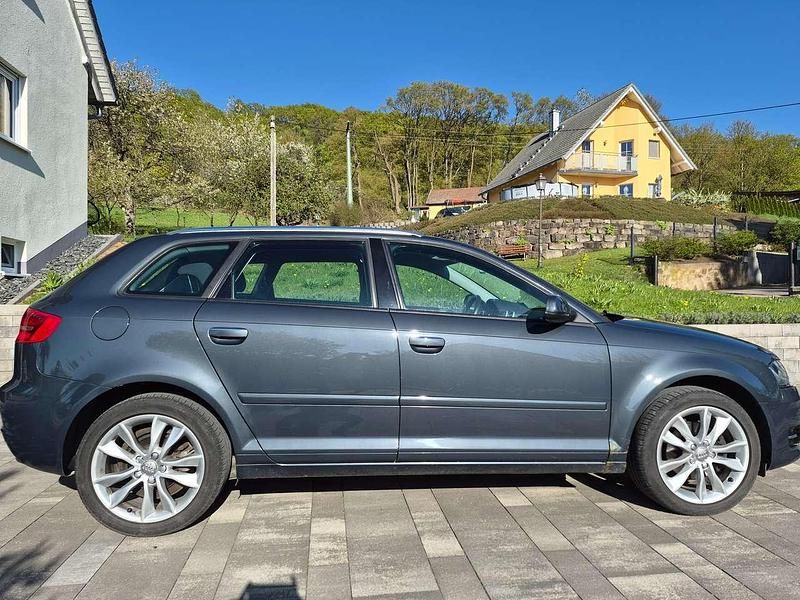 Usata Audi A3 Ambition 125 CV (91 kW) 2011 Grigio Utilitaria
