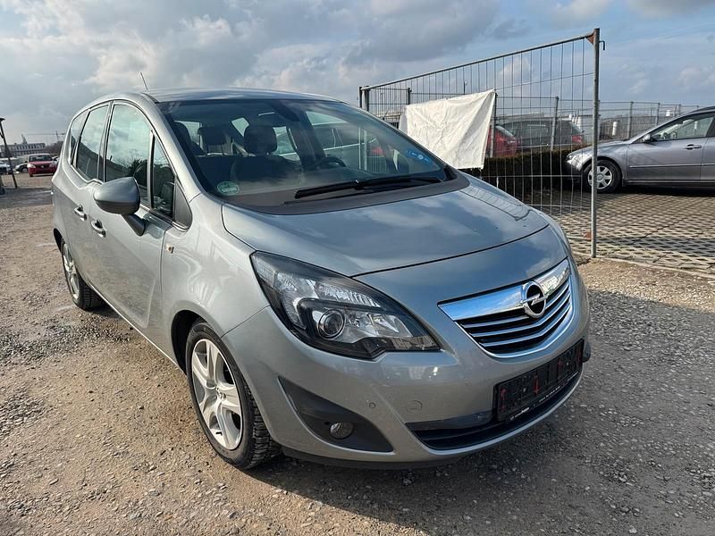 Gebraucht Opel Meriva 101 PS (74 kW) 2012 Grau Van / Kleinbus