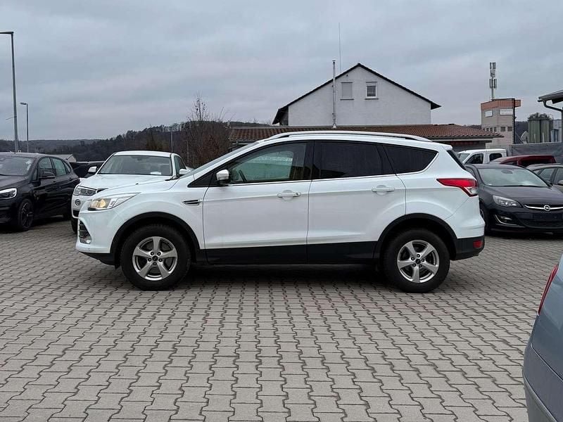 Gebraucht Ford Kuga Trend 150 PS (110 kW) 2014 Weiß SUV