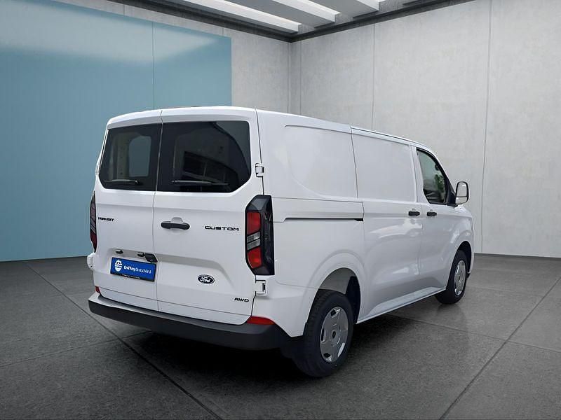Neu Ford Transit Custom 136 PS (100 kW) 2025 Weiß Limousine