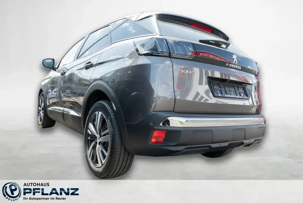 Gebraucht Peugeot 3008 Allure 131 PS (96 kW) 2022 Grau SUV