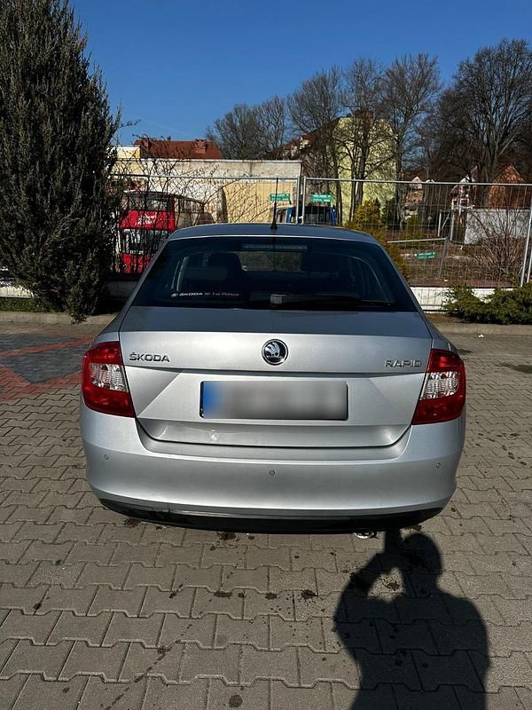 Gebraucht Skoda Rapid 116 PS (85 kW) 2016 Silber Kleinwagen