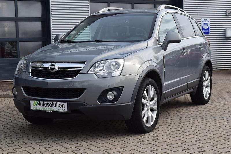 Muschelgrau/placid gray Gebraucht 2012 Opel Antara Design Edition SUV | 7.900 € (Fairer Preis) - Bild 1/4