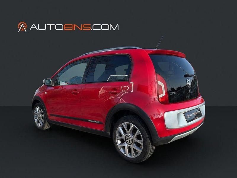 Gebraucht VW cross up! Design 75 PS (55 kW) 2015 Rot Kleinwagen