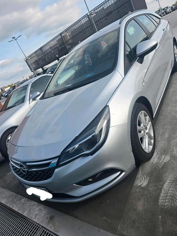 Gebraucht Opel Astra 136 PS (100 kW) 2016 Grau Kombi