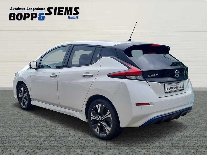 Gebraucht Nissan Leaf N-Connecta 160 kW (218 PS) 2019 Brilliant white Kleinwagen