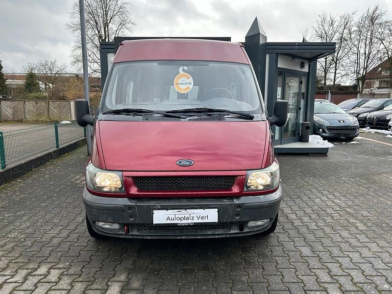 Gebraucht Ford Transit Tourneo 130 PS (95 kW) 2001 Rot Van / Kleinbus