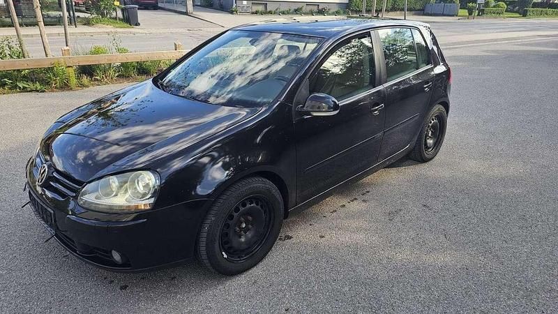 Gebraucht VW Golf V Sportline 140 PS (102 kW) 2004 Schwarz Limousine