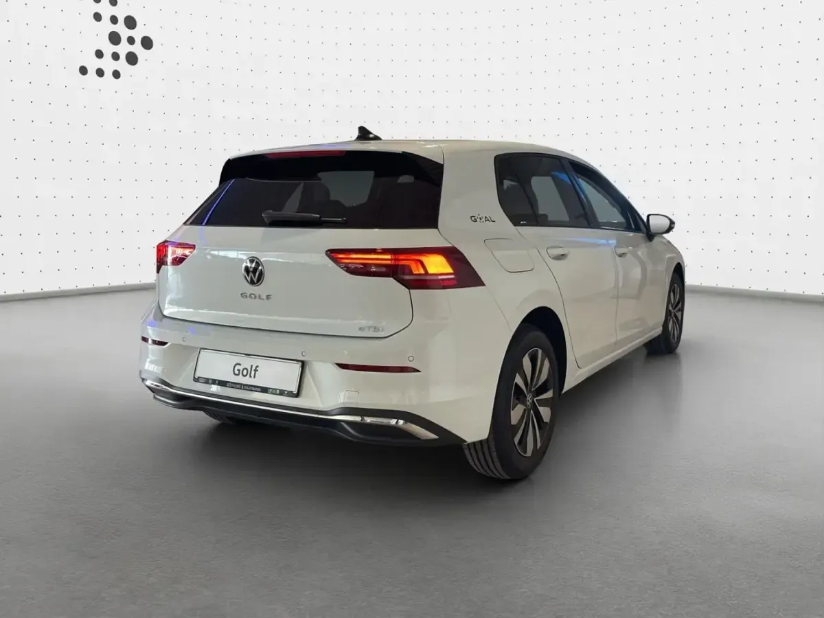 Occasion VW Golf VIII Pro 116 ch (85 kW) 2025 Blanc Berline