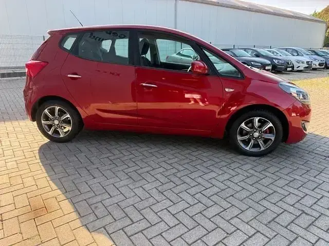 Gebraucht Hyundai ix20 Trend 90 PS (66 kW) 2016 Andere Kleinwagen