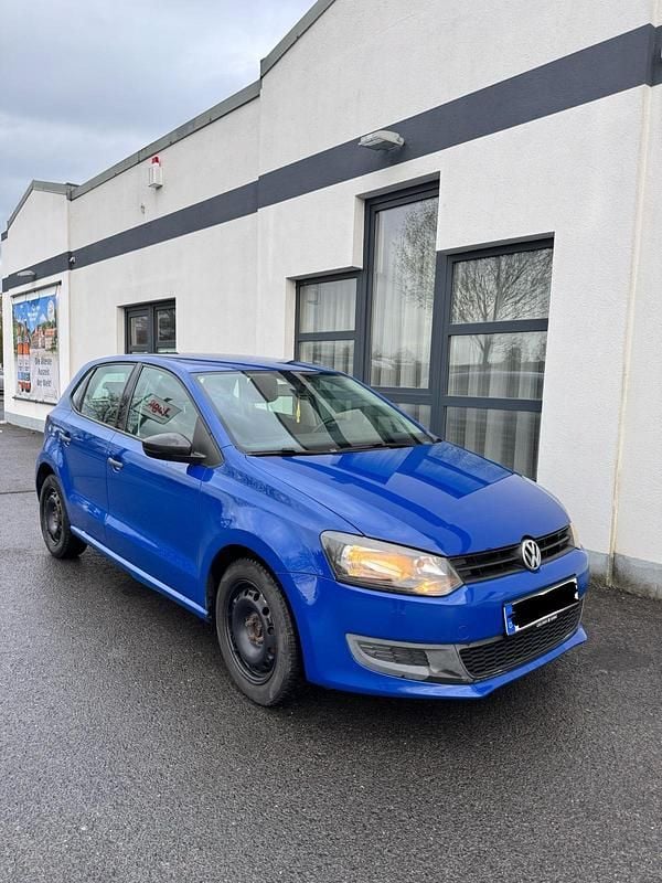 Gebraucht VW Polo 60 PS (44 kW) 2010 Blau Kleinwagen