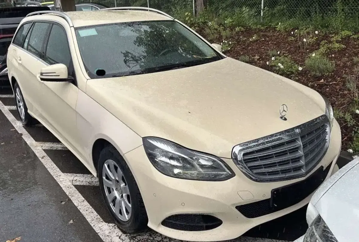 Gebraucht Mercedes E200 136 PS (100 kW) 2013 Beige Kombi