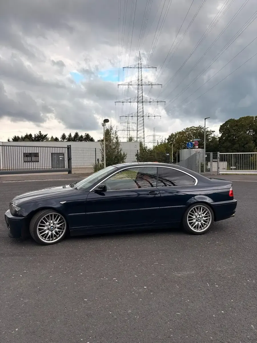 Gebraucht BMW 330 M Sport 231 PS (169 kW) 2003 Blau Coupé