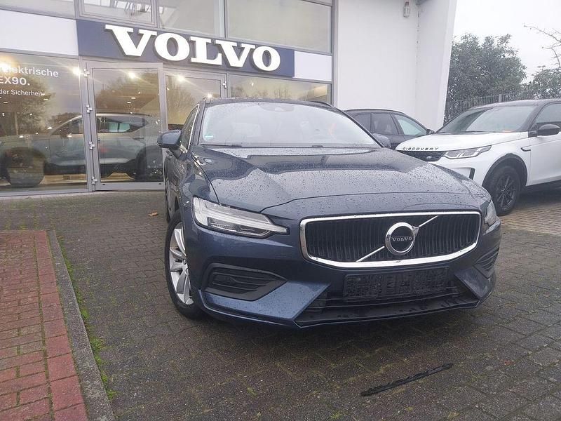 Other Gebraucht 2021 Volvo V60 Momentum Kombi | 23.900 € (Etwas zu teuer) - Bild 1/4