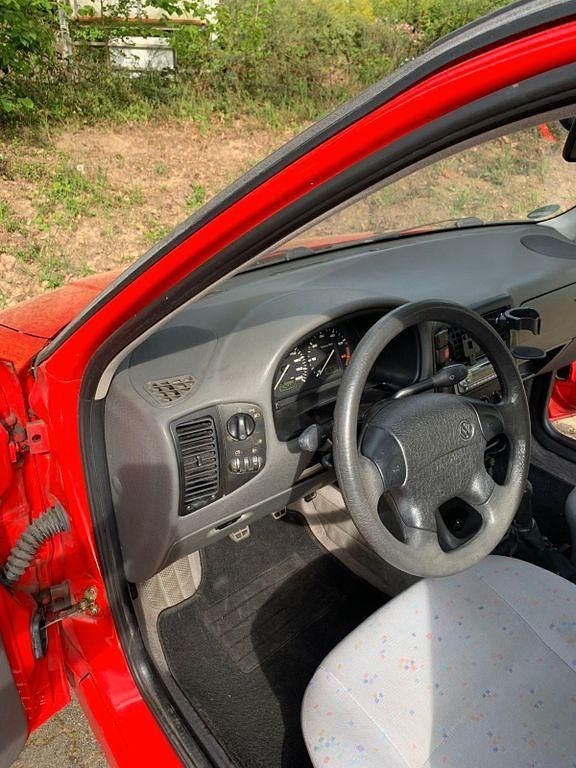 Gebraucht VW Polo Basis 75 PS (55 kW) 1995 Rot Kleinwagen