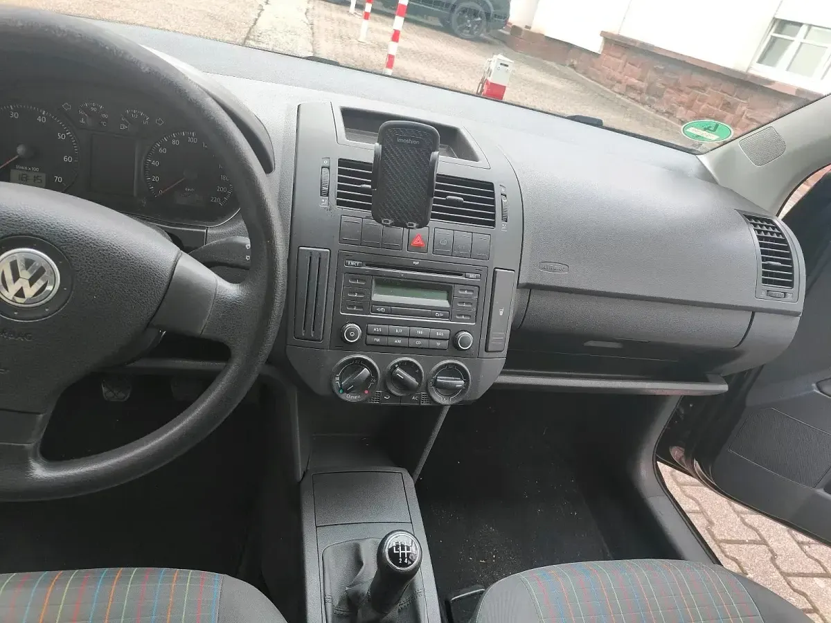 Gebraucht VW Polo 80 PS (58 kW) 2007 Schwarz Kleinwagen