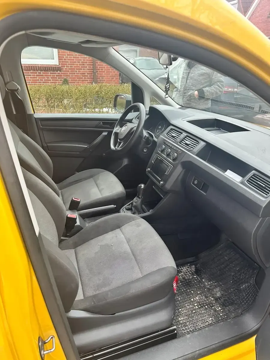 Gebraucht VW Caddy 102 PS (75 kW) 2016 Gelb Van / Kleinbus