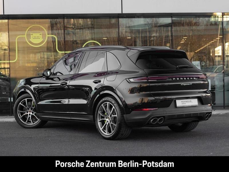 Gebraucht Porsche Cayenne S E-Hybrid 519 PS (381 kW) 2024 Schwarz SUV