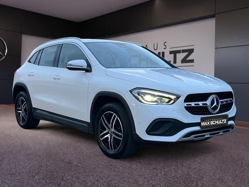 Usata Mercedes GLA200 Progressive 150 CV (110 kW) 2023 Bianco SUV
