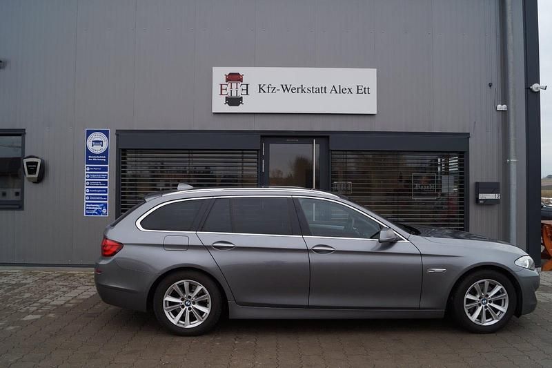 Gebraucht BMW 520 Performance 184 PS (135 kW) 2012 Spacegrau metallic Kombi