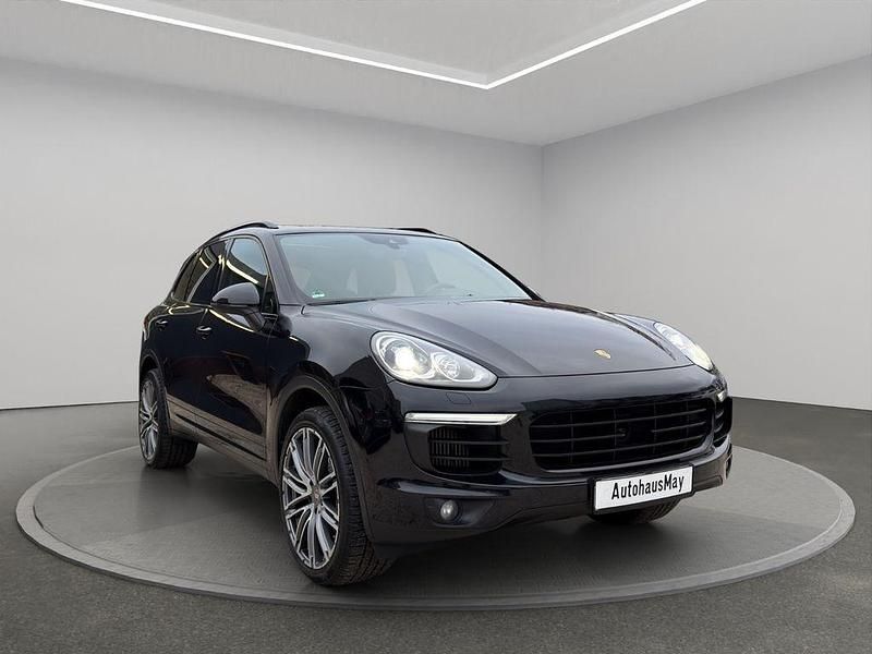 Schwarz Gebraucht 2016 Porsche Cayenne S SUV | 37.500 € (Fairer Preis) - Bild 1/4