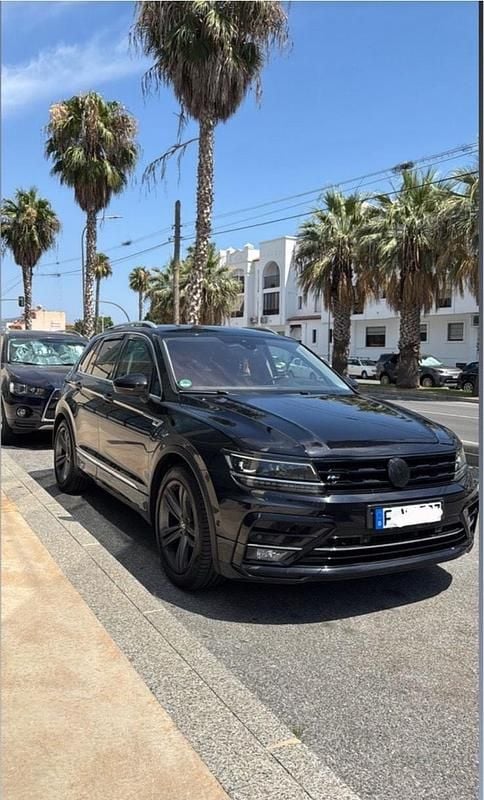 Schwarz Gebraucht 2020 VW Tiguan Style SUV | 25.000 € (Guter Preis) - Bild 1/4