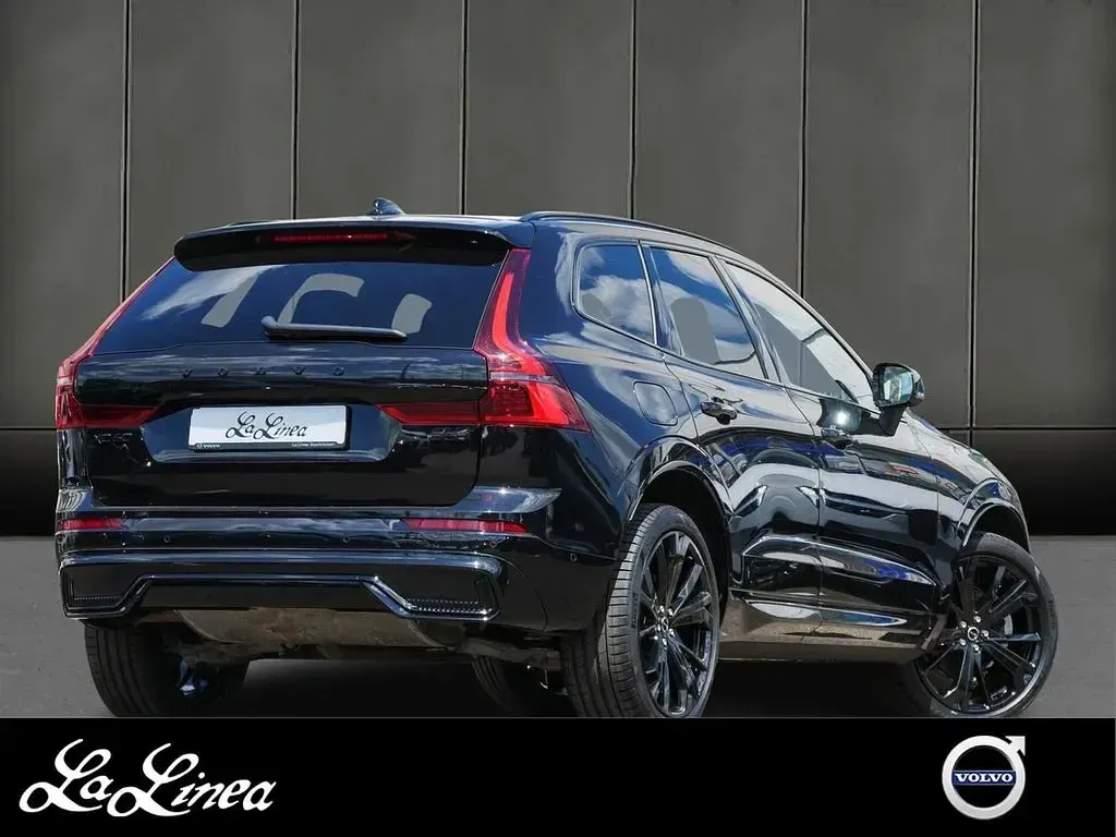 Gebraucht Volvo XC60 Plus 250 PS (183 kW) 2025 Schwarz SUV