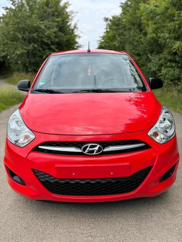 Rot Gebraucht 2013 Hyundai i10 Kleinwagen | 3.500 € (Fairer Preis) - Bild 1/4