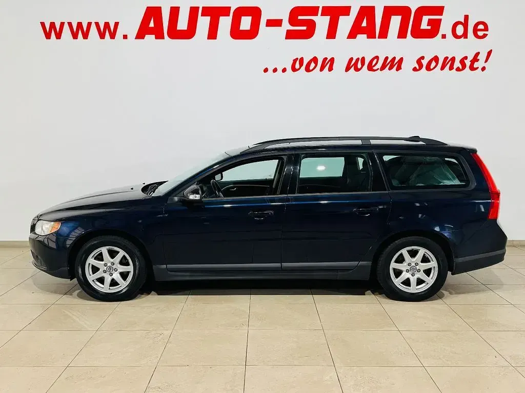 Gebraucht Volvo V70 145 PS (106 kW) 2009 Blau Kombi