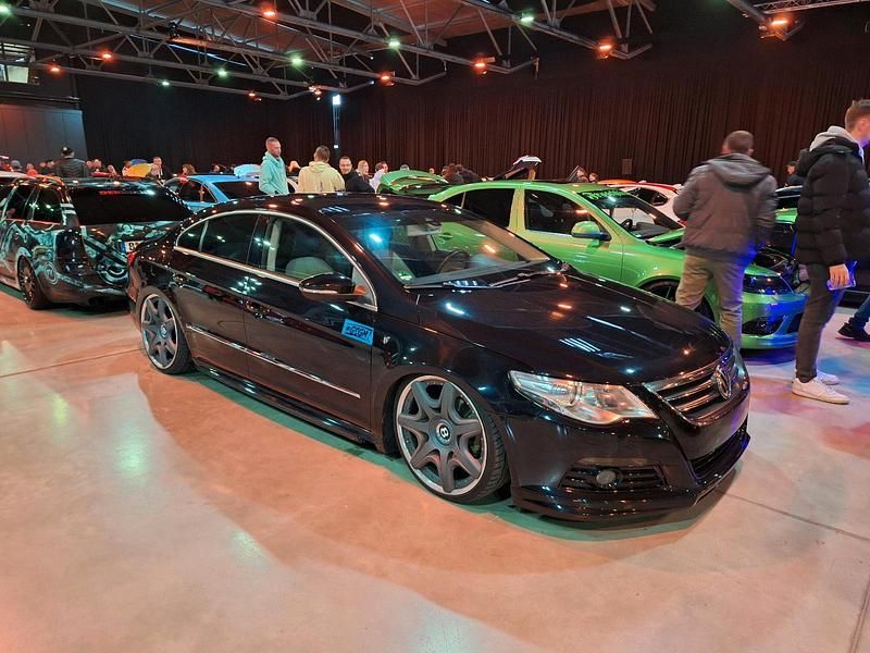 Gebraucht VW CC Sport 170 PS (125 kW) 2010 Schwarz Limousine