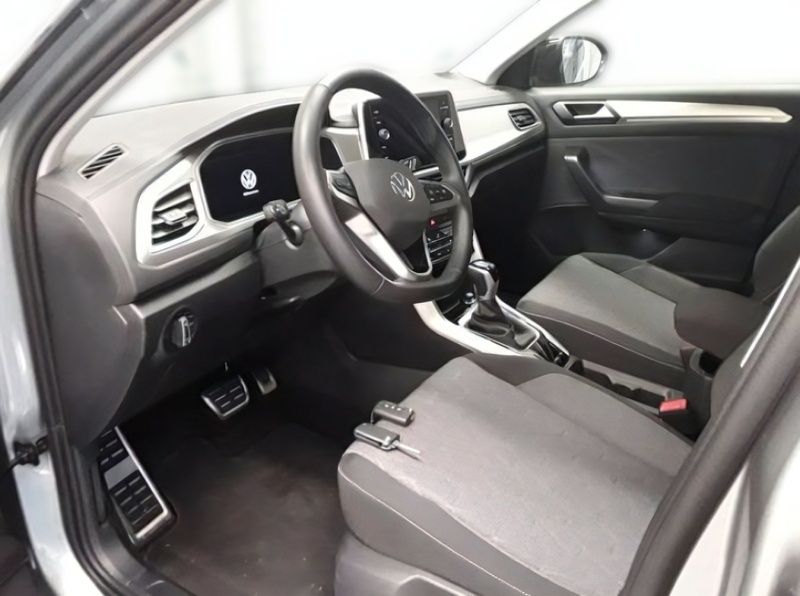Gebraucht VW T-Roc Move 150 PS (110 kW) 2024 Silber SUV