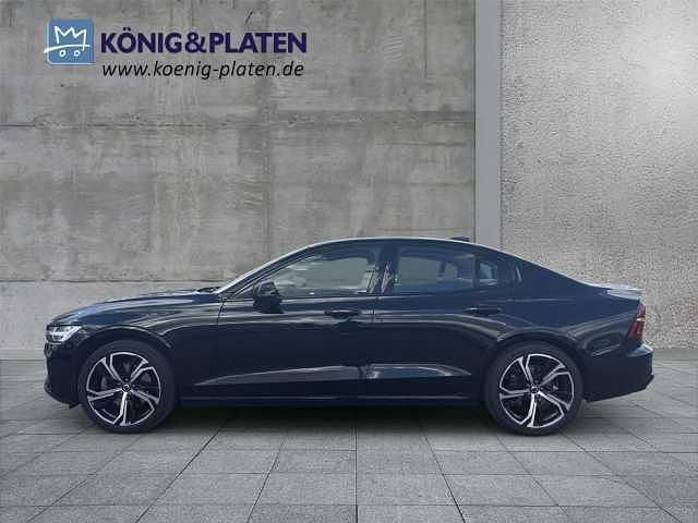 Gebraucht Volvo S60 145 PS (106 kW) 2023 Limousine