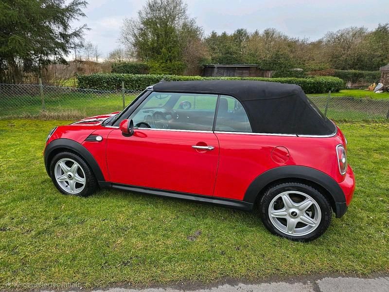 Second-hand Mini Cooper Cabriolet 120 CP (88 kW) 2008 Roșu Cabrio