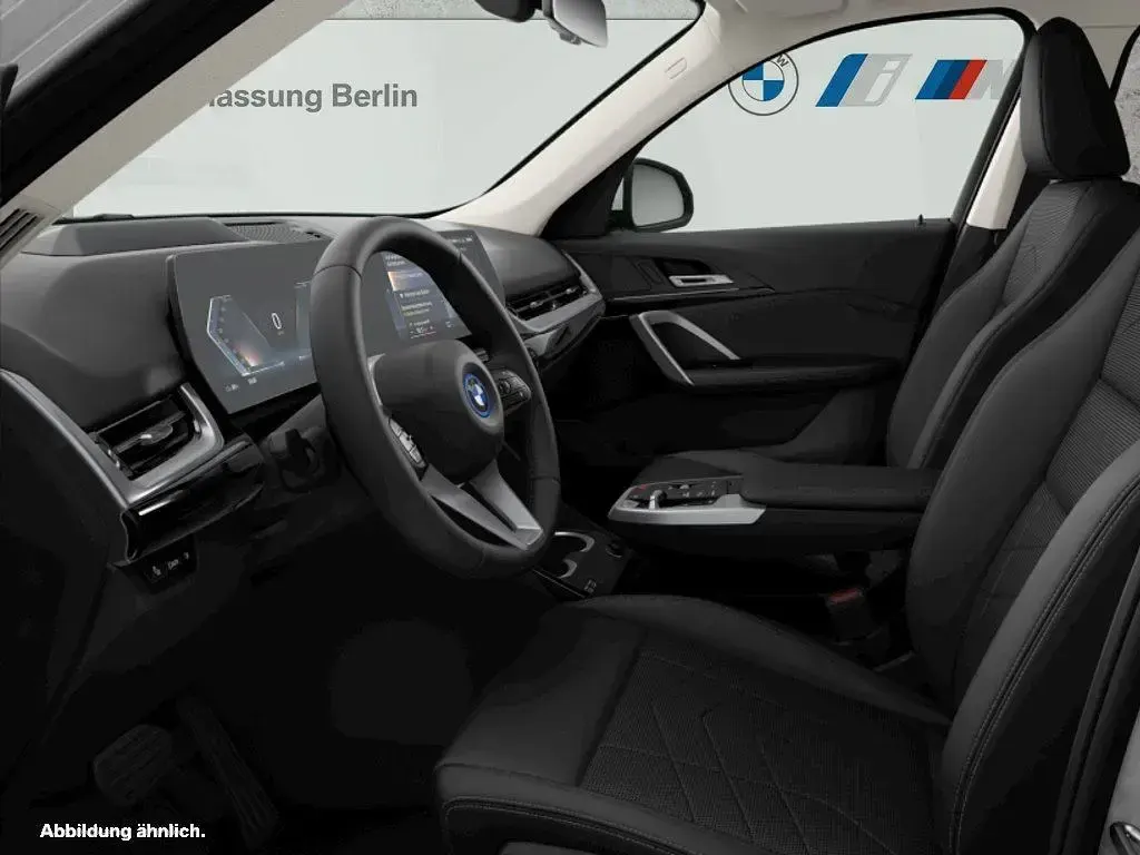 Gebraucht BMW iX1 Performance 200 kW (272 PS) 2023 Weiß SUV