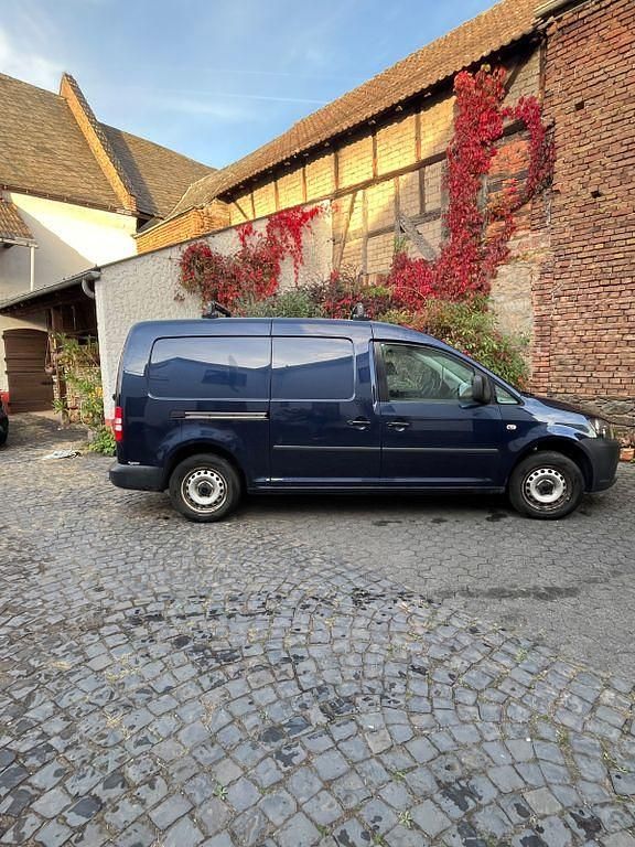 Blau Gebraucht 2011 VW Caddy Maxi Van / Kleinbus | 8.900 € (Fairer Preis) - Bild 1/4
