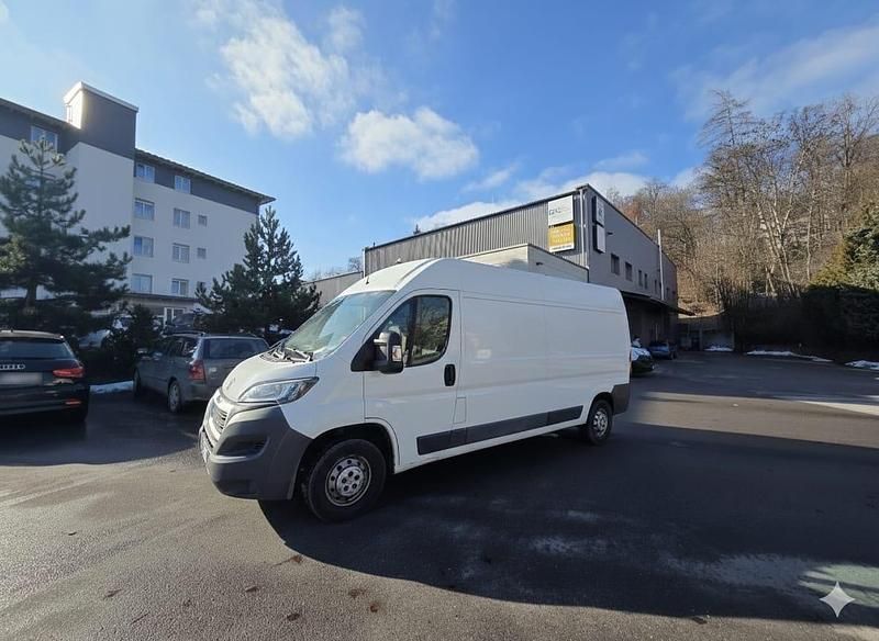 Gebraucht Peugeot Boxer 130 PS (95 kW) 2016 Weiß Van