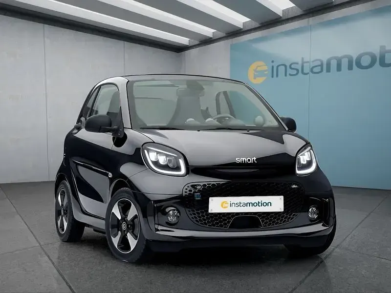 Usata Smart ForTwo Coupé Passion 60 kW (82 CV) 2024 Nero Utilitaria