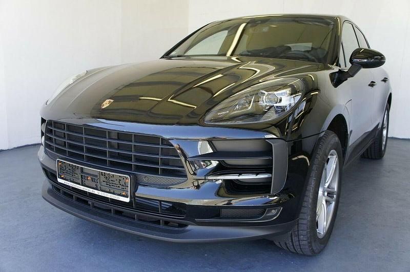 Gebraucht Porsche Macan 252 PS (185 kW) 2019 Schwarz SUV