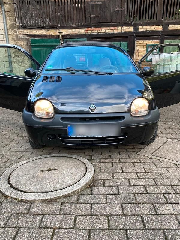 Schwarz Gebraucht 2003 Renault Twingo Kleinwagen | 650 € (Guter Preis) - Bild 1/4
