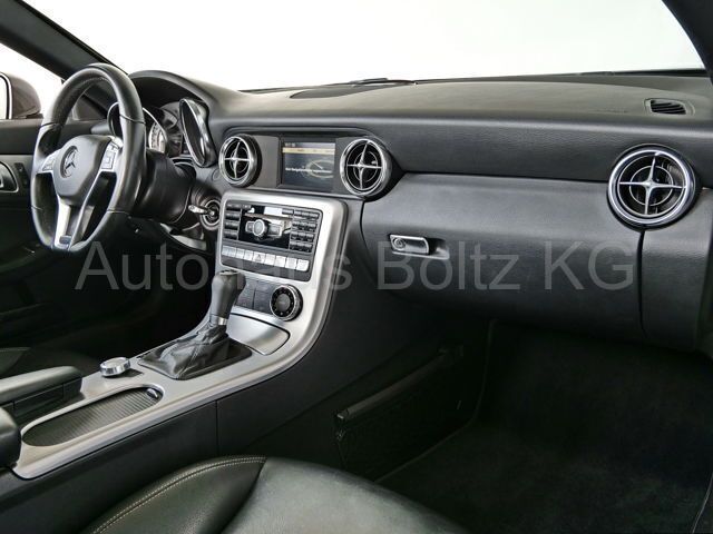 Gebraucht Mercedes SLK200 184 PS (135 kW) 2011 Grau Cabrio