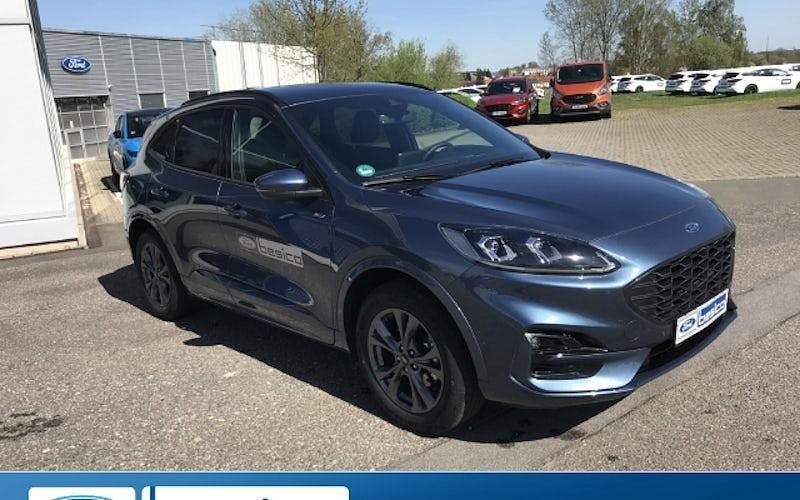 Blau Gebraucht 2023 Ford Kuga ST-Line X SUV | 32.590 € (Fairer Preis) - Bild 1/4