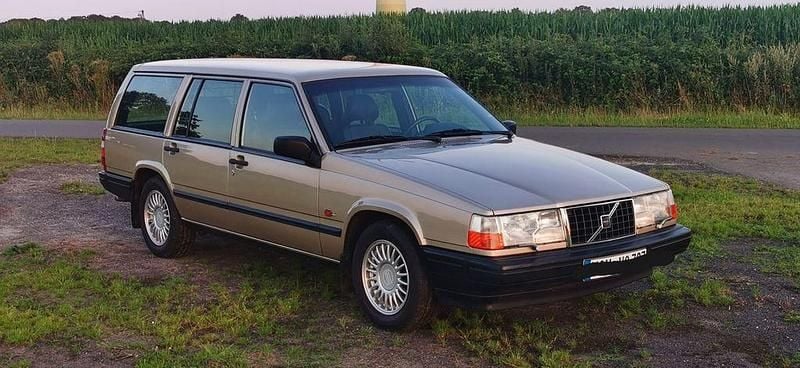 Gold Gebraucht 1993 Volvo 940 Kombi | 12.990 € - Bild 1/1