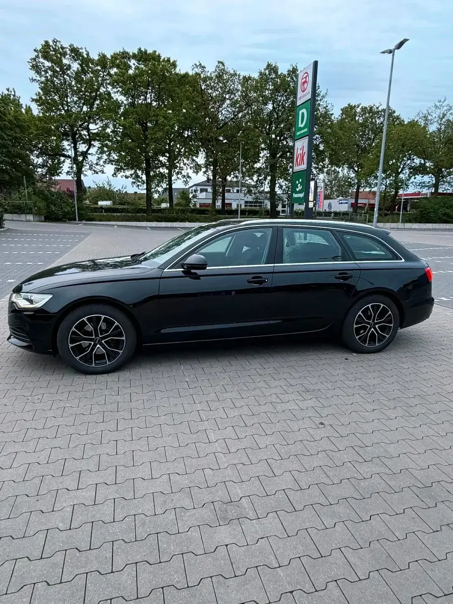 Gebraucht Audi A6 176 PS (129 kW) 2012 Schwarz Kombi