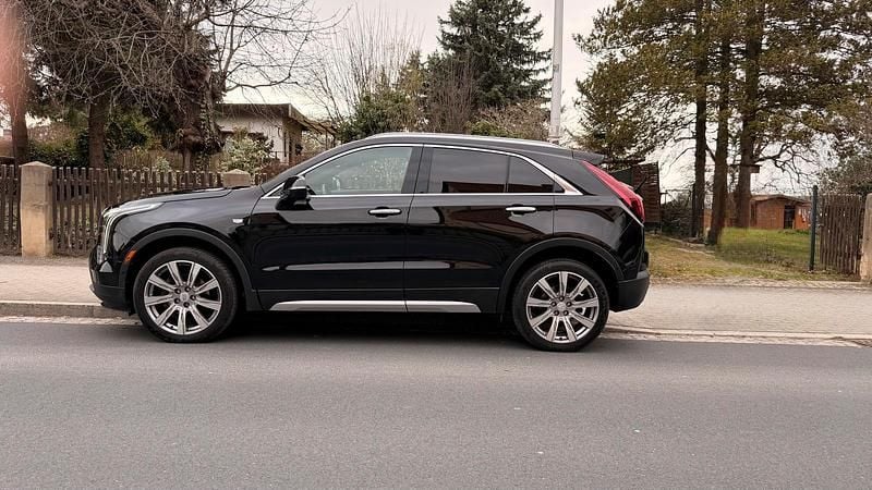 Gebraucht Cadillac XT4 174 PS (127 kW) 2022 Schwarz SUV