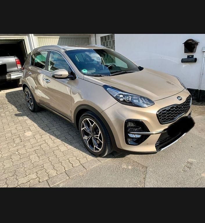 Gold Gebraucht 2019 Kia Sportage GT-Line SUV | 20.500 € (Fairer Preis) - Bild 1/4