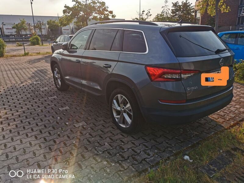 Grau Gebraucht 2019 Skoda Kodiaq Soleil SUV | 27.499 € (Fairer Preis) - Bild 1/4