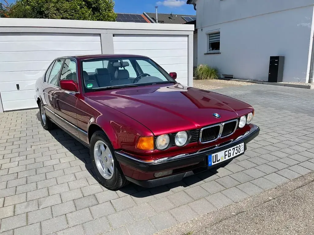 Gebraucht BMW 730 218 PS (160 kW) 1993 Rot Limousine