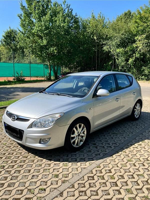 Gebraucht 2009 Hyundai i30 Kleinwagen | 3.000 € (Fairer Preis) - Bild 1/4