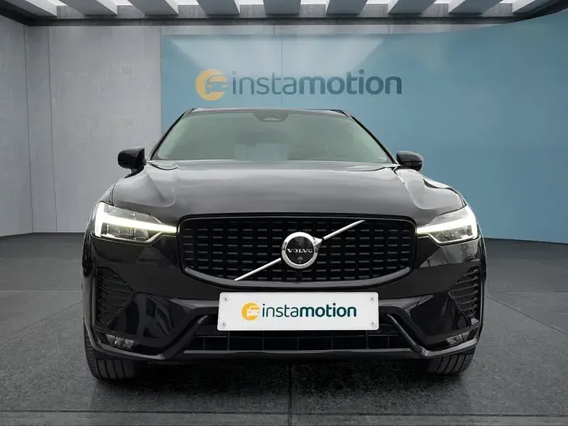Gebraucht Volvo XC60 Plus 197 PS (144 kW) 2023 Schwarz SUV